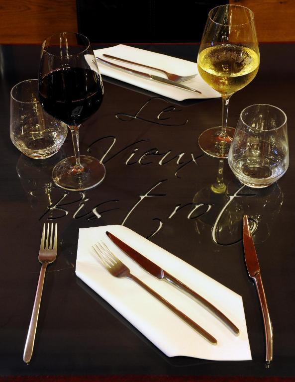 Hotel Le Vieux Bistrot Cabrières-dʼAvignon Zewnętrze zdjęcie
