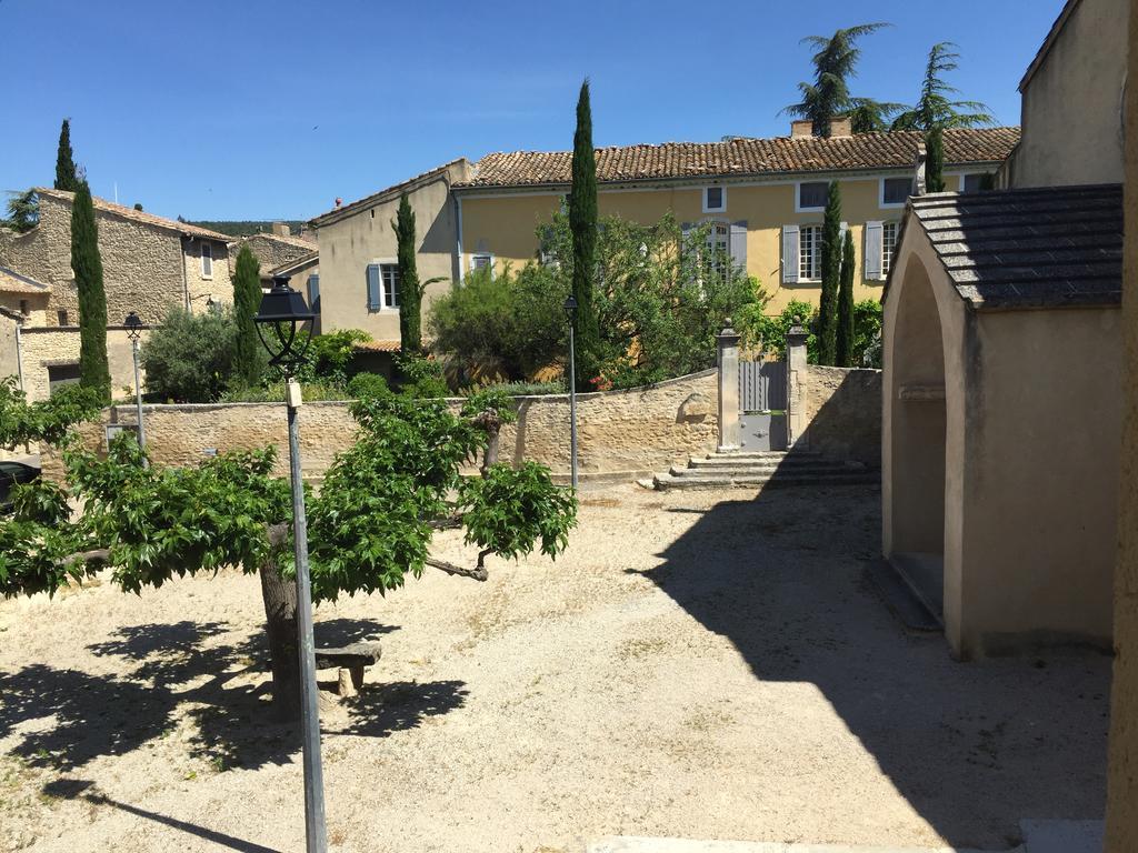 Hotel Le Vieux Bistrot Cabrières-dʼAvignon Zewnętrze zdjęcie