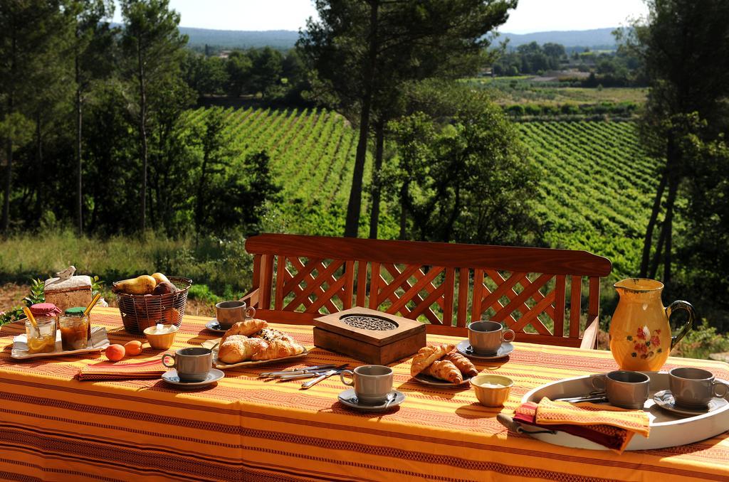 Hotel Le Vieux Bistrot Cabrières-dʼAvignon Zewnętrze zdjęcie