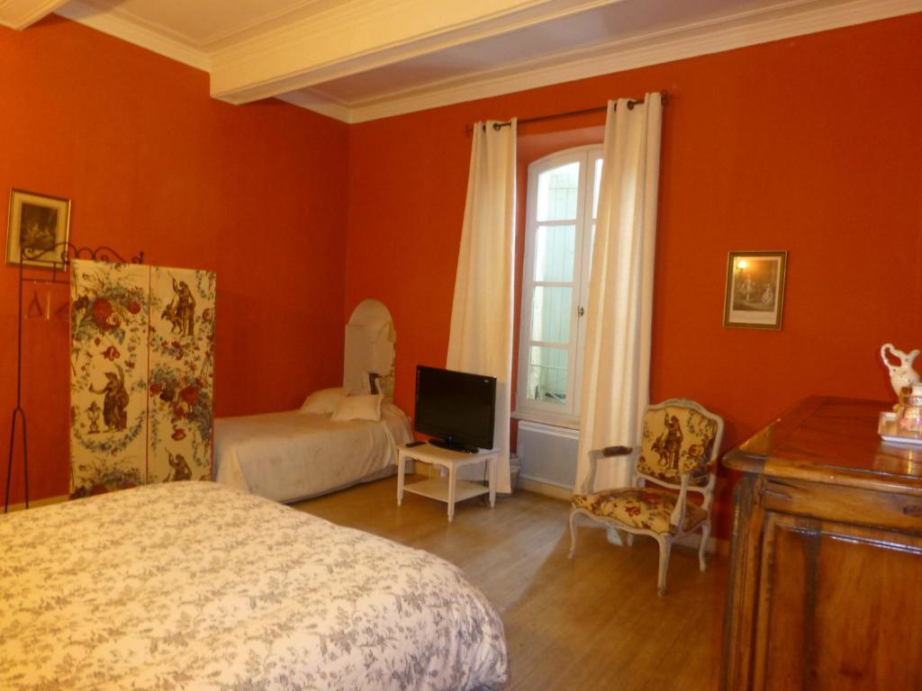 Hotel Le Vieux Bistrot Cabrières-dʼAvignon Pokój zdjęcie