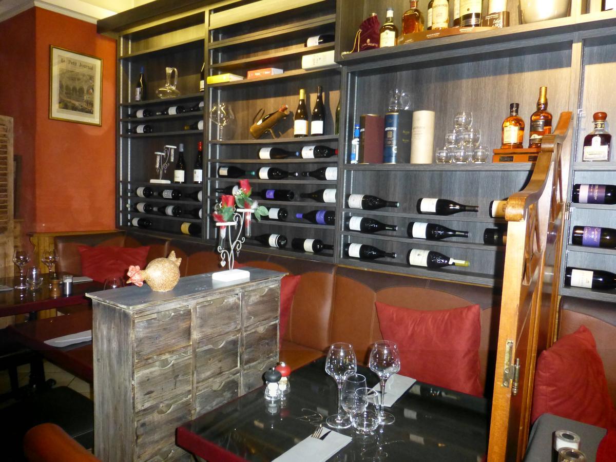 Hotel Le Vieux Bistrot Cabrières-dʼAvignon Zewnętrze zdjęcie