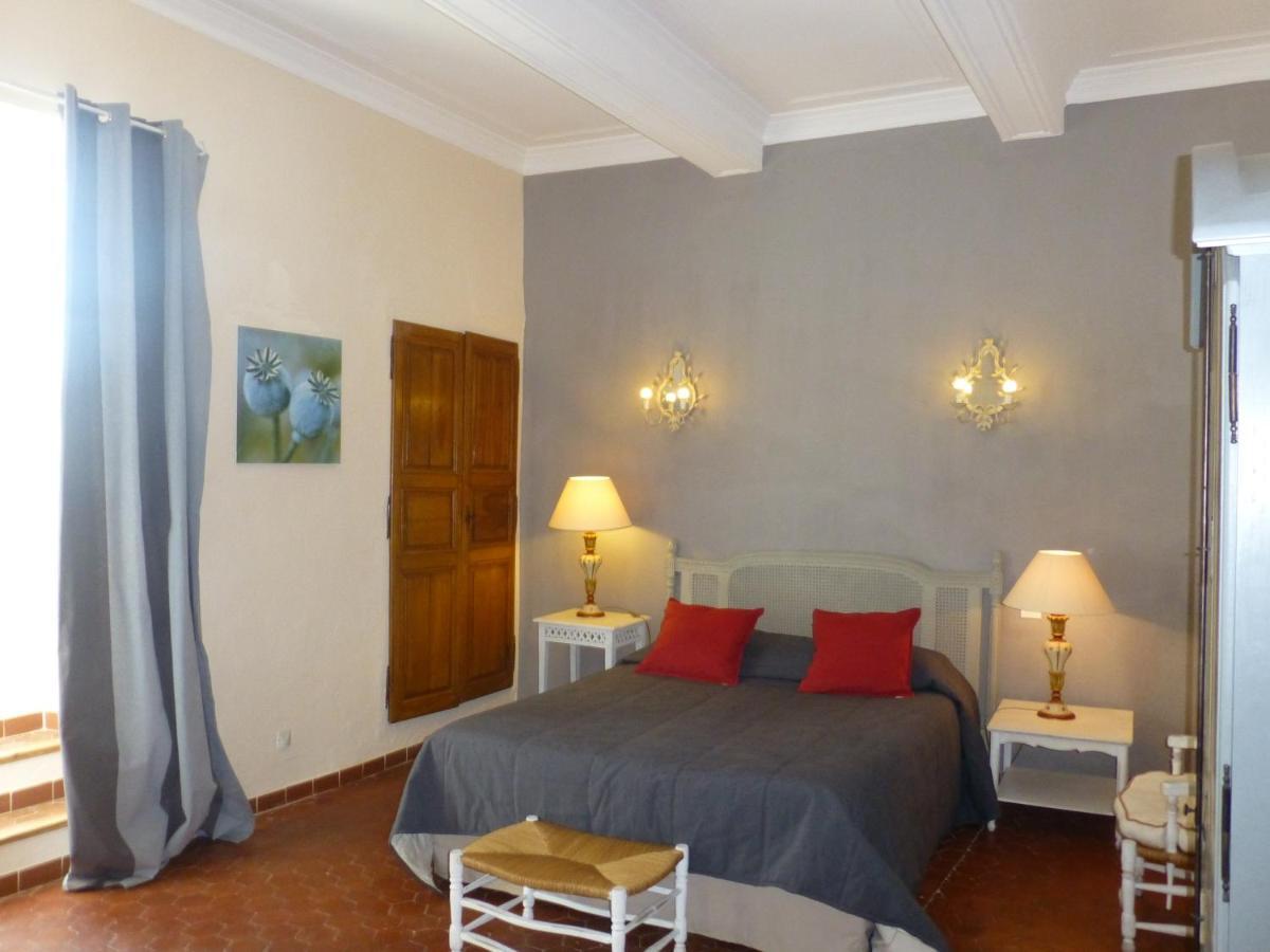 Hotel Le Vieux Bistrot Cabrières-dʼAvignon Pokój zdjęcie